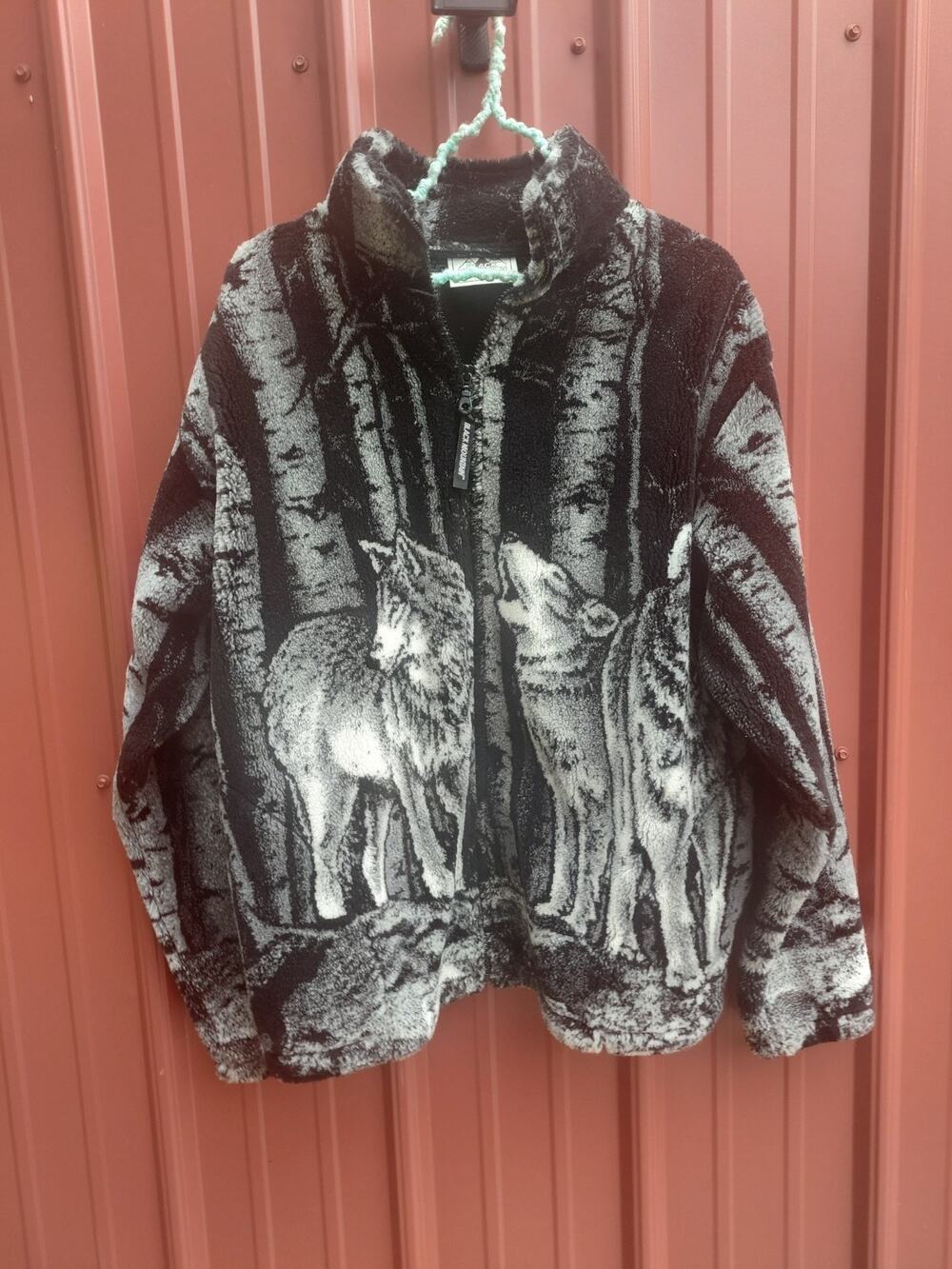 Black Mountain Wolf Fleece Jacket Black White vtg 90s Nature AOP Wolves USA L
